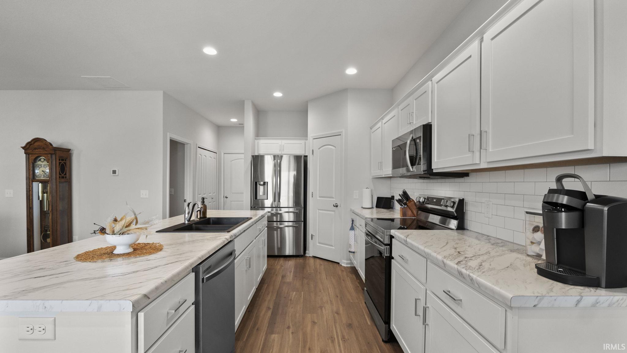 331 Dittons Way Fort Wayne, IN 46845 - Photo 23 of 33