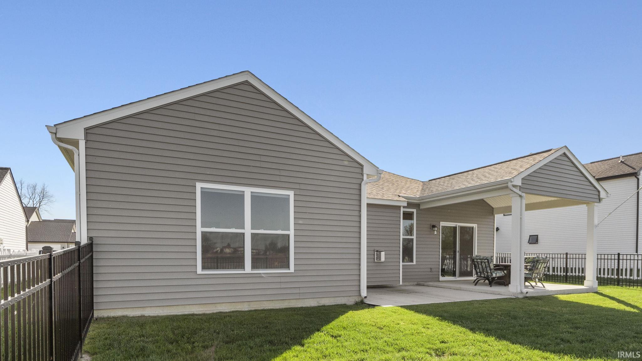 331 Dittons Way Fort Wayne, IN 46845 - Photo 9 of 33