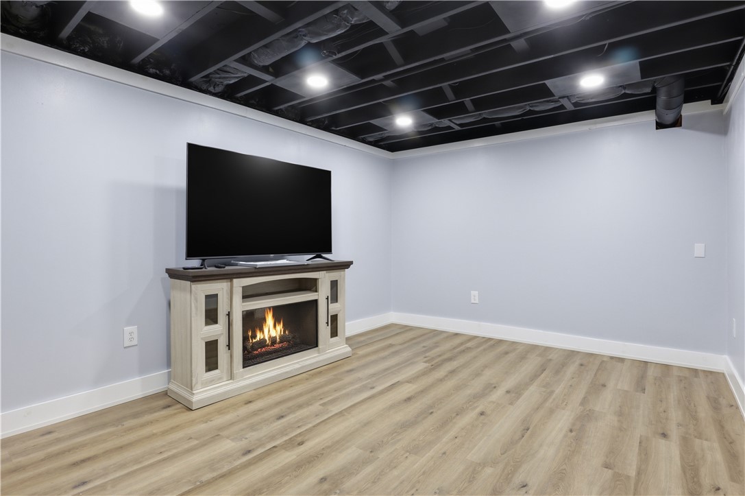 56 Cove Road Canandaigua City, NY 14424 - Photo 28 of 47 Small finished room in the basement level.