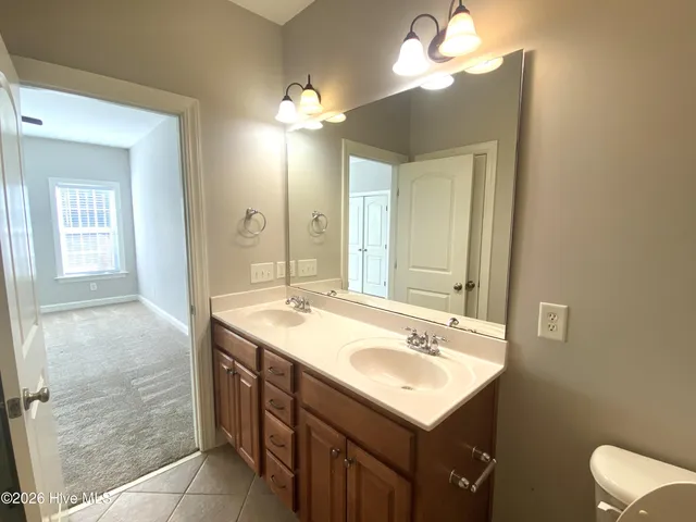 $1,685 | 2044 Cambria Drive, Unit A, Greenville, NC 27834