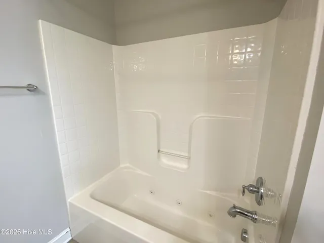 $1,685 | 2044 Cambria Drive, Unit A, Greenville, NC 27834