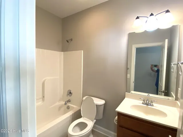 $1,685 | 2044 Cambria Drive, Unit A, Greenville, NC 27834