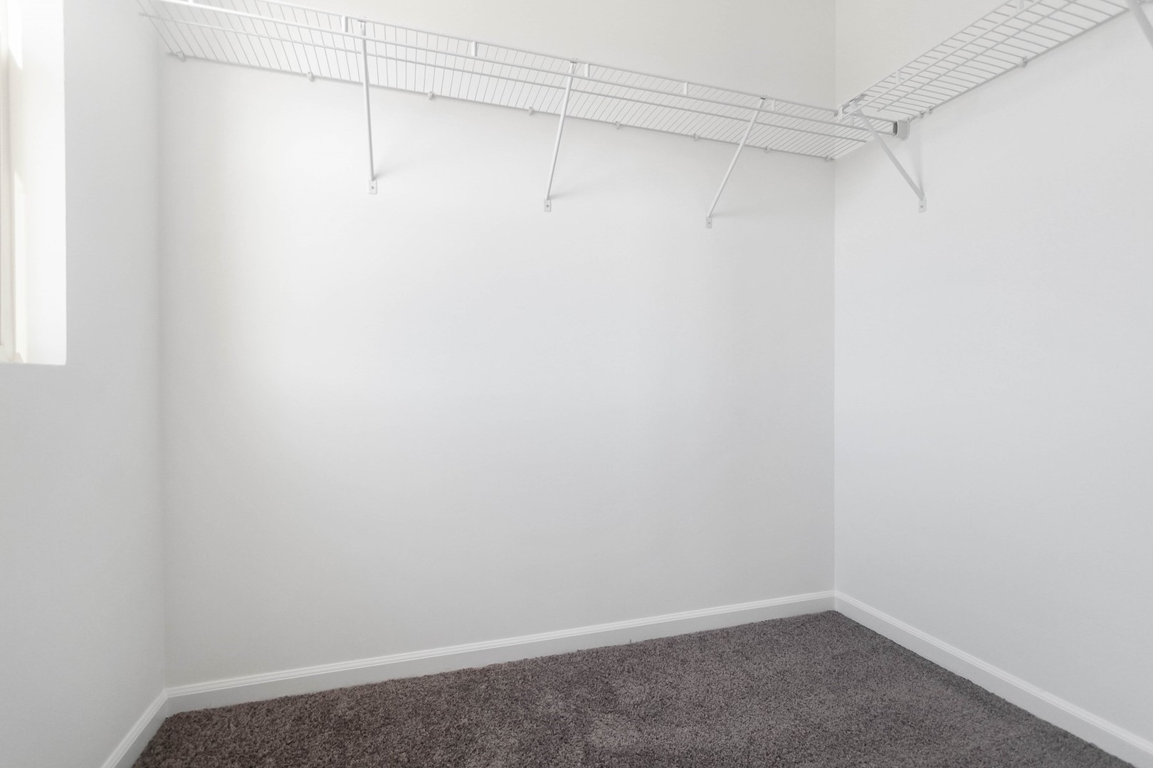 513 Comstock Road South Elgin, IL 60177 - Photo 18 of 30 a view of a small space