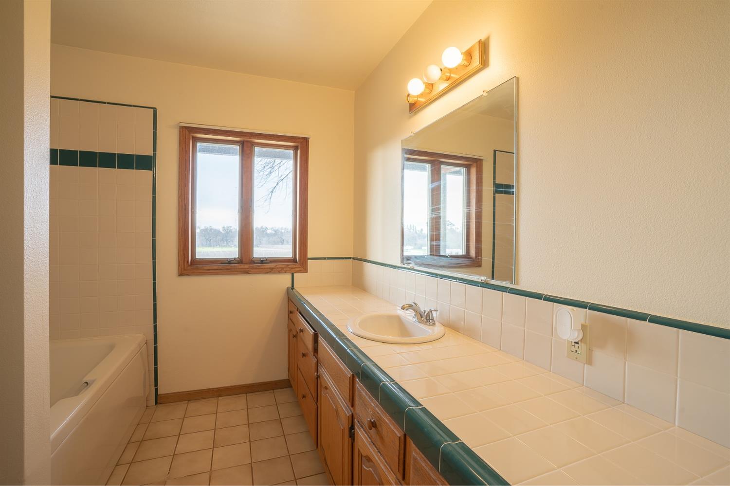 6947 South Reed Avenue Reedley, CA 93654 - Photo 29 of 37 Gallery Image 29