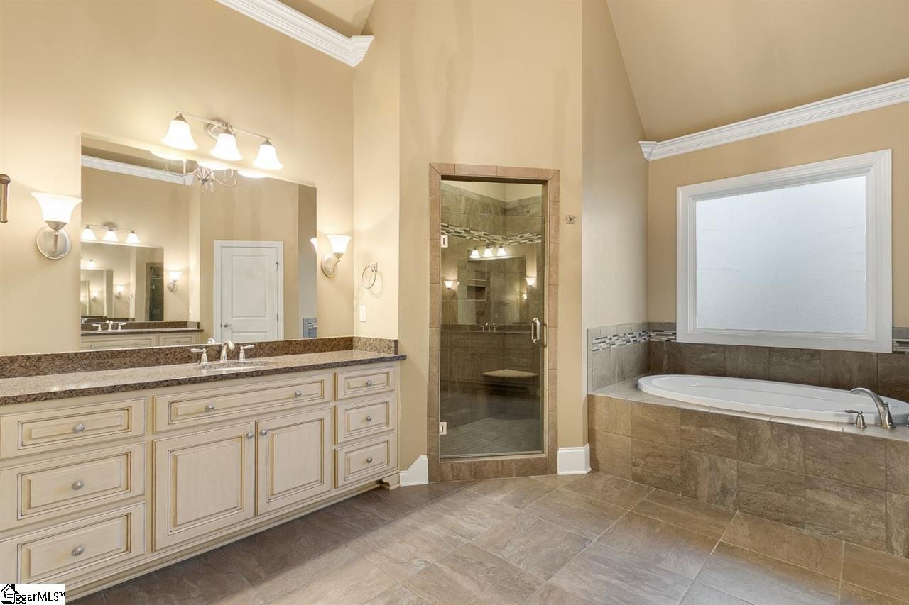 32 Riley Hill Court Greer, SC 29650 - Photo 11 of 36 Gallery Image 11