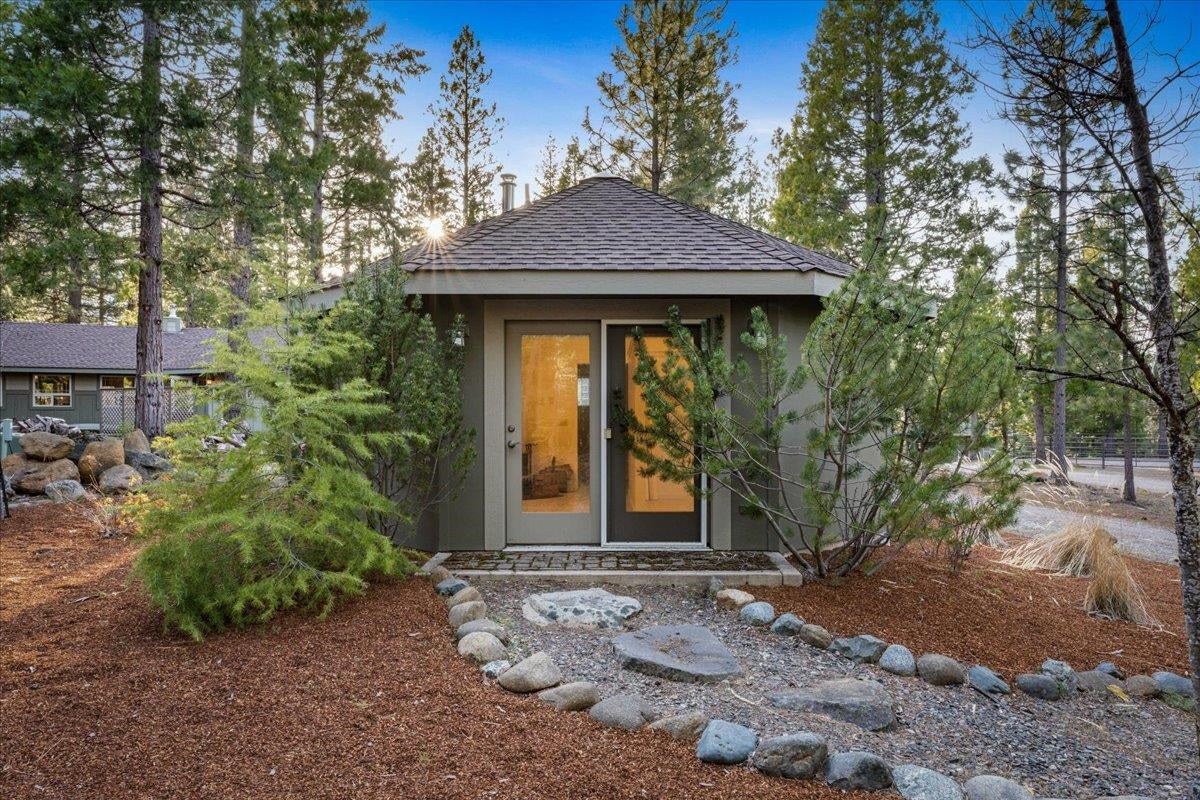 4215 Columbine Road Weed, CA 96094 - Photo 29 of 37 Gallery Image 29