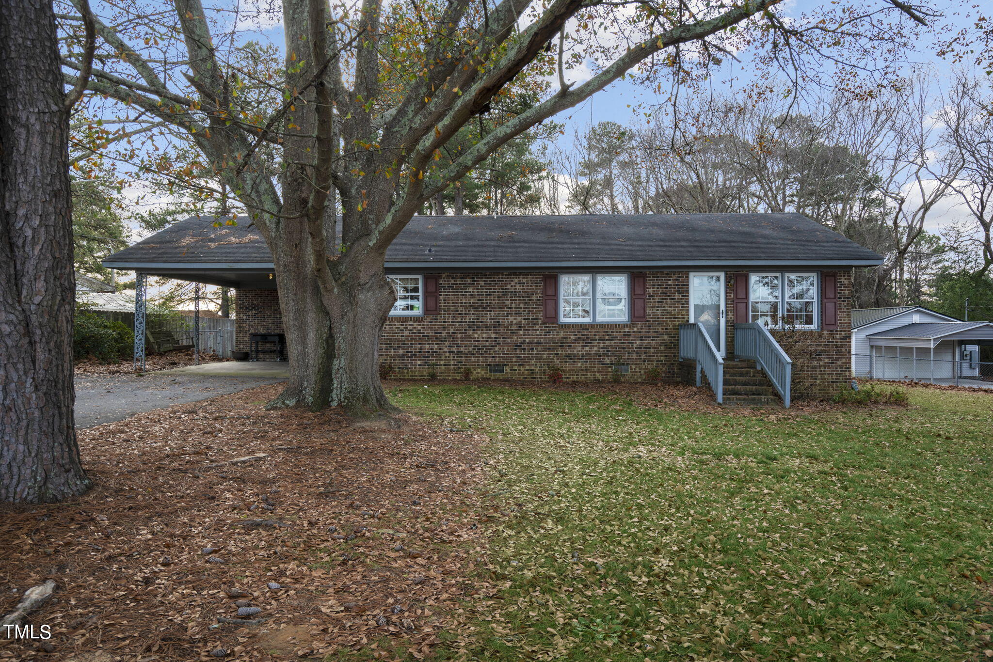 13573 Old Smithfield Road Sims, NC 27880 - Photo 33 of 33 a front view of a house with garden