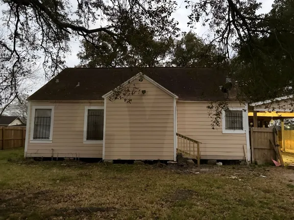 $1,650 | 3150 Roberts Avenue, Beaumont, TX 77701