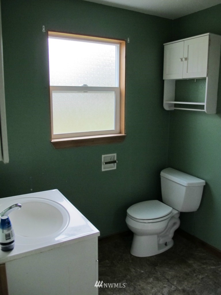 51 Masonic Hall Road Port Hadlock, WA 98339 - Photo 9 of 11 Gallery Image 9