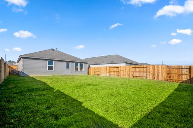 $1,600 | 18707 Scopello Drive, New Caney, TX 77357