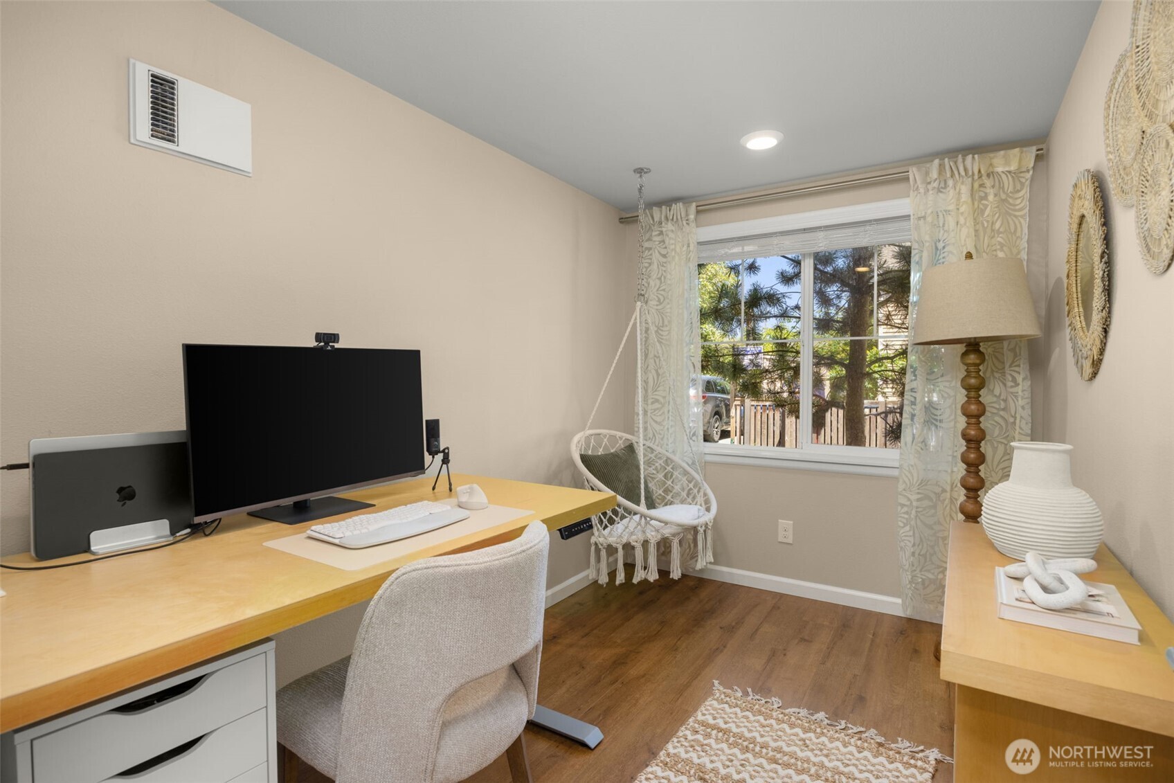 3204 Southwest Holly Street Seattle, WA 98126 - Photo 18 of 33