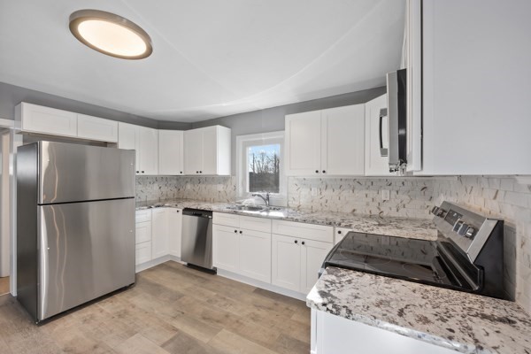 18 Eastern Avenue Webster, MA 01570 - Photo 13 of 30