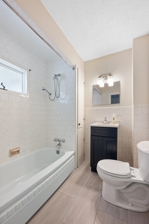 18 Eastern Avenue Webster, MA 01570 - Photo 19 of 30