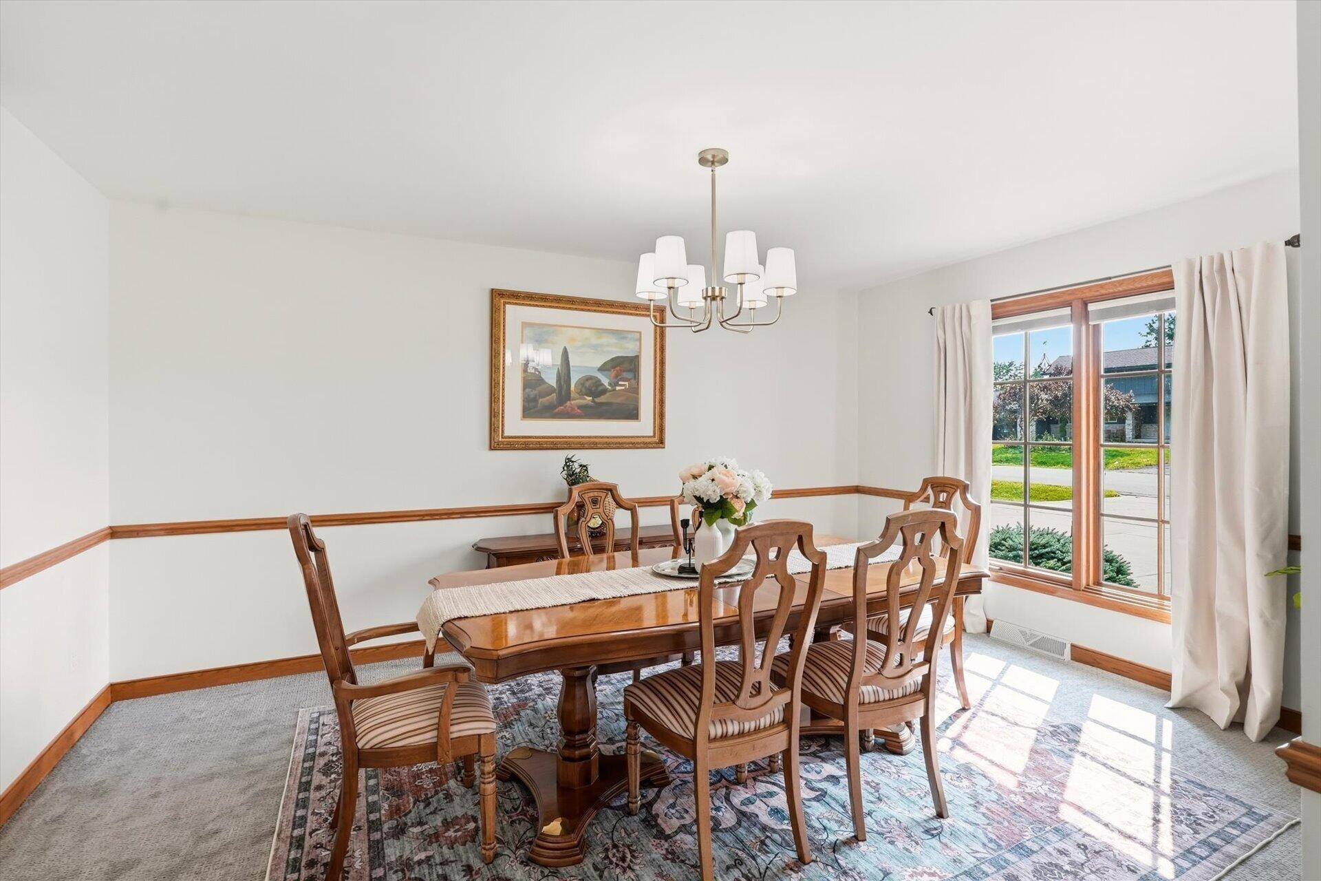 W131S7576 Cheviot Road Muskego, WI 53150 - Photo 23 of 38 Dining Room
