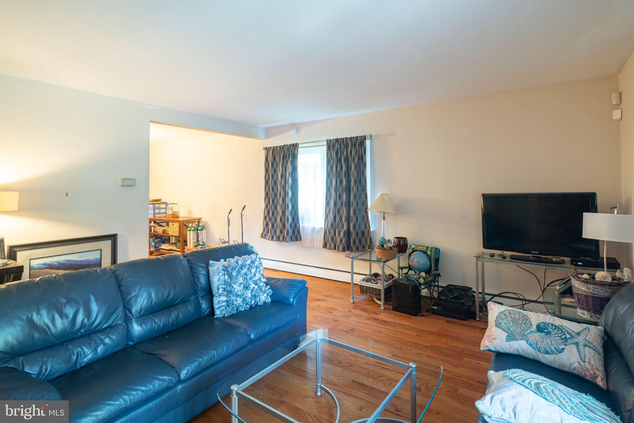 8308 Fenton Road Cheltenham, PA 19038 - Photo 3 of 32 Gallery Image 3