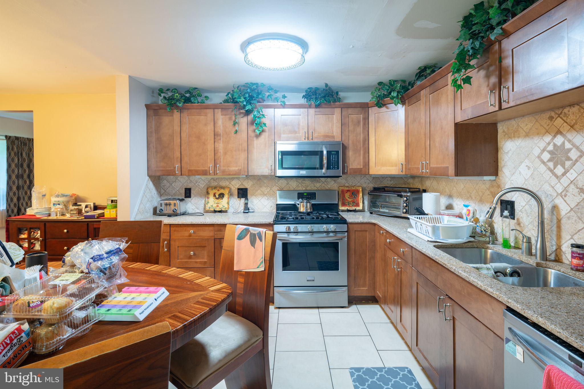 8308 Fenton Road Cheltenham, PA 19038 - Photo 10 of 32 Gallery Image 10
