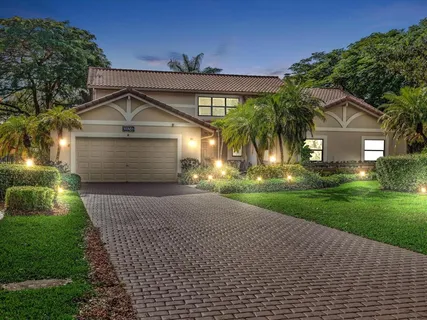 $949,900 | 10320 Northwest 6th Street, Coral Springs, FL 33071