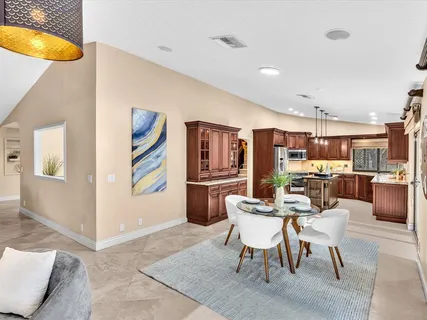 $899,998 | 10320 Northwest 6th Street, Coral Springs, FL 33071