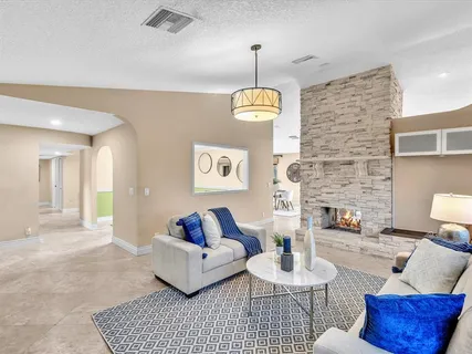 $899,998 | 10320 Northwest 6th Street, Coral Springs, FL 33071