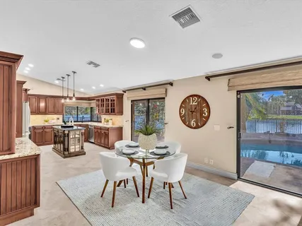 $899,998 | 10320 Northwest 6th Street, Coral Springs, FL 33071