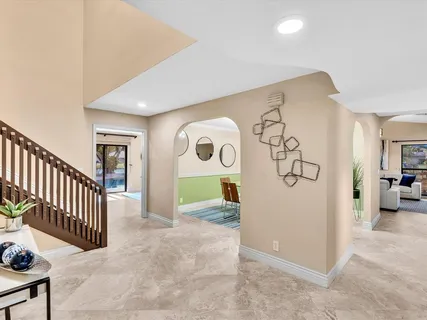 $899,998 | 10320 Northwest 6th Street, Coral Springs, FL 33071