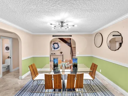 $899,998 | 10320 Northwest 6th Street, Coral Springs, FL 33071