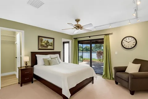 $899,998 | 10320 Northwest 6th Street, Coral Springs, FL 33071