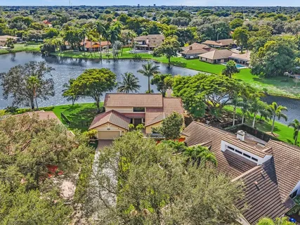 $899,998 | 10320 Northwest 6th Street, Coral Springs, FL 33071