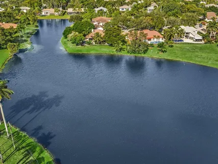 $899,998 | 10320 Northwest 6th Street, Coral Springs, FL 33071