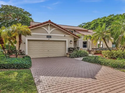 $899,998 | 10320 Northwest 6th Street, Coral Springs, FL 33071