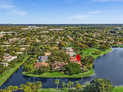 $899,998 | 10320 Northwest 6th Street, Coral Springs, FL 33071