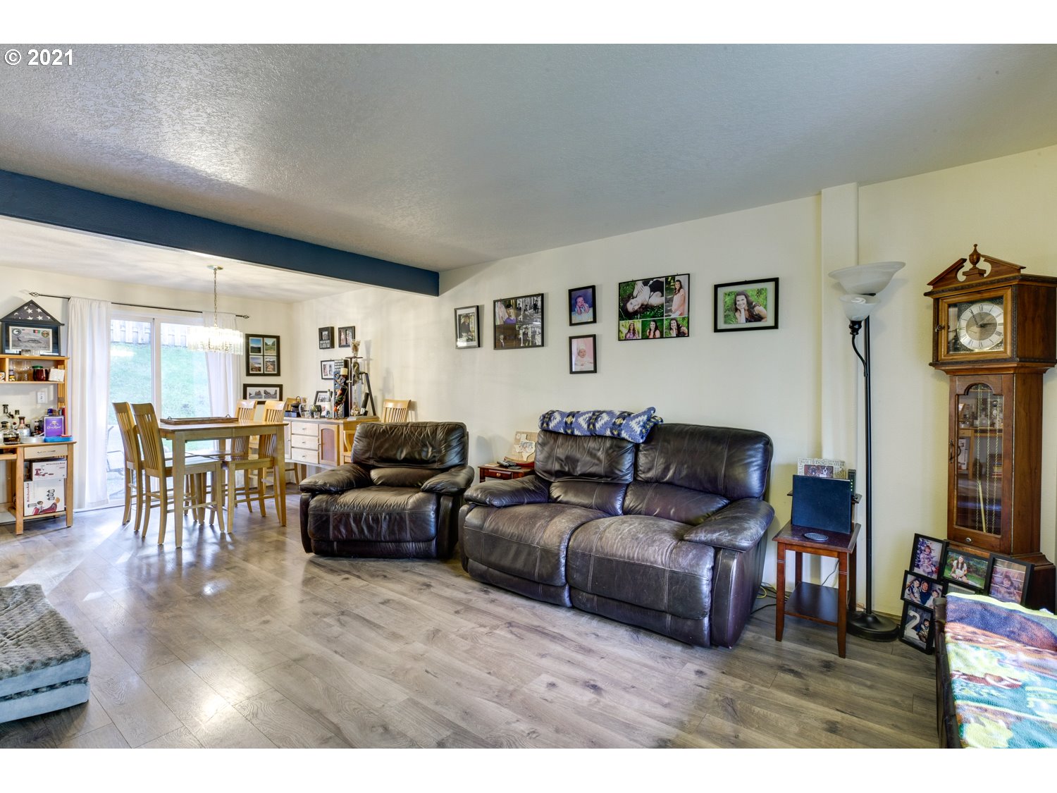 37648 Dubarko Road Sandy, OR 97055 - Photo 3 of 22 Gallery Image 3