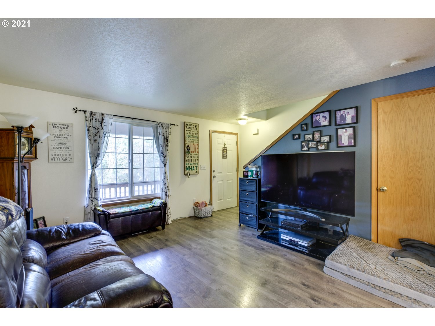 37648 Dubarko Road Sandy, OR 97055 - Photo 5 of 22 Gallery Image 5