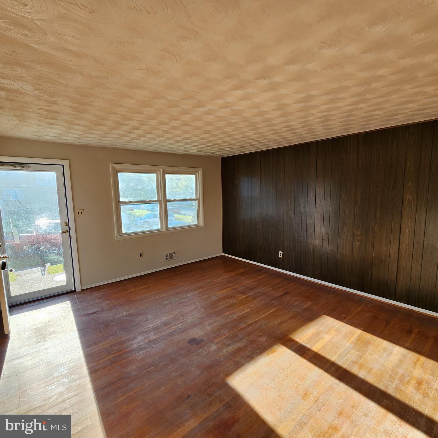 5708 Utrecht Road Baltimore, MD 21206 - Photo 6 of 22 Gallery Image 6