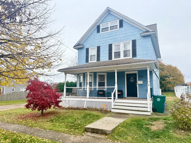 $449,900 | 419 Huntington Road, Stratford, CT 06614