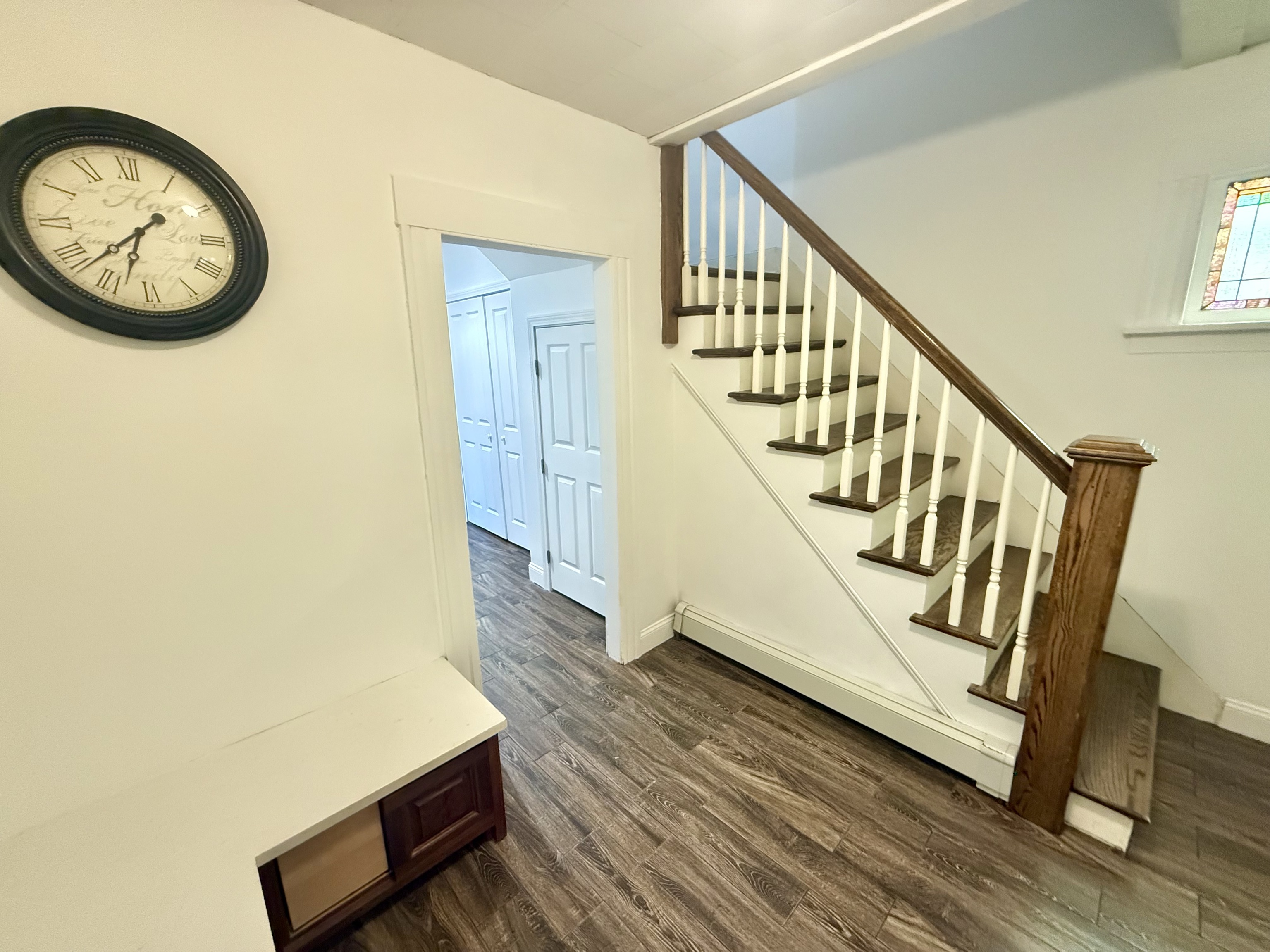 419 Huntington Road Stratford, CT 06614 - Photo 3 of 40