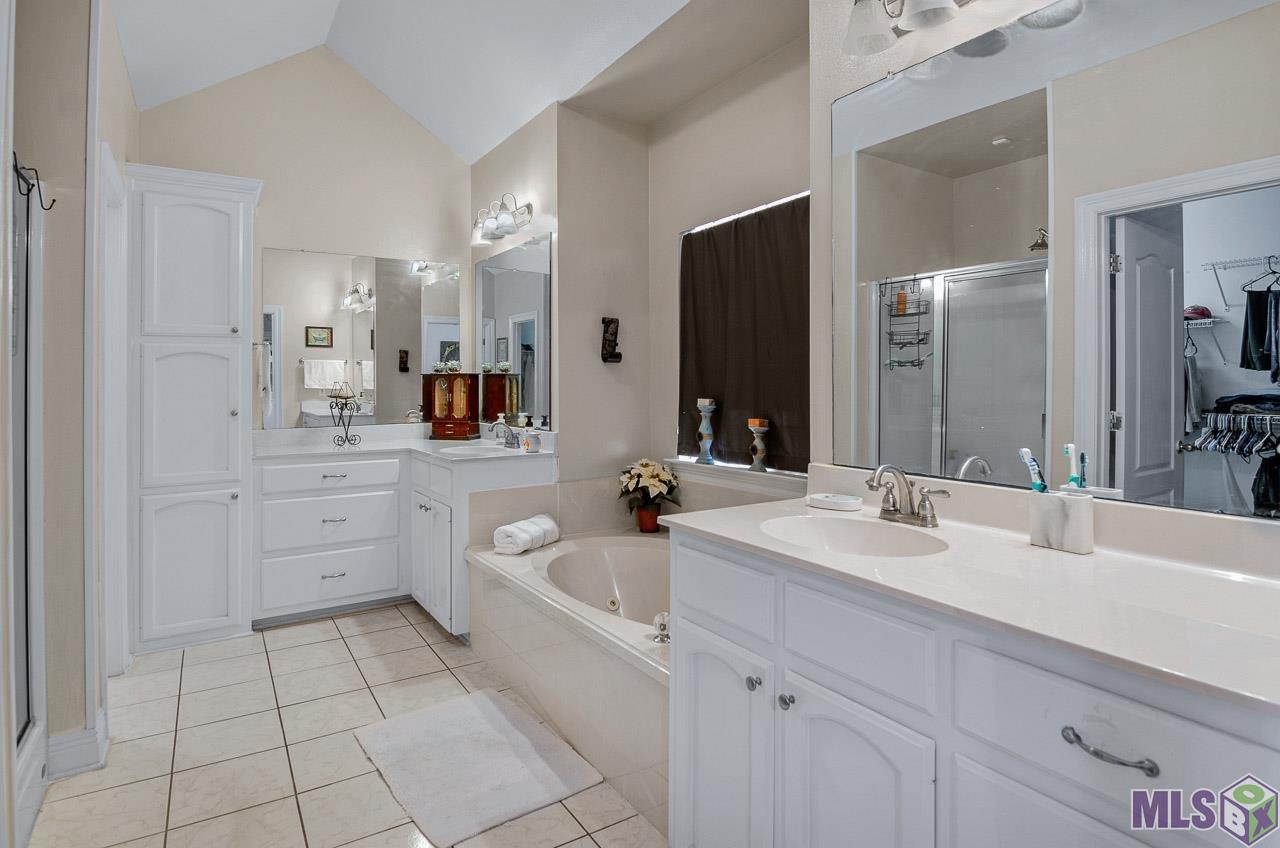 15706 Fawn Ridge Avenue Baton Rouge, LA 70817 - Photo 14 of 32 Gallery Image 14