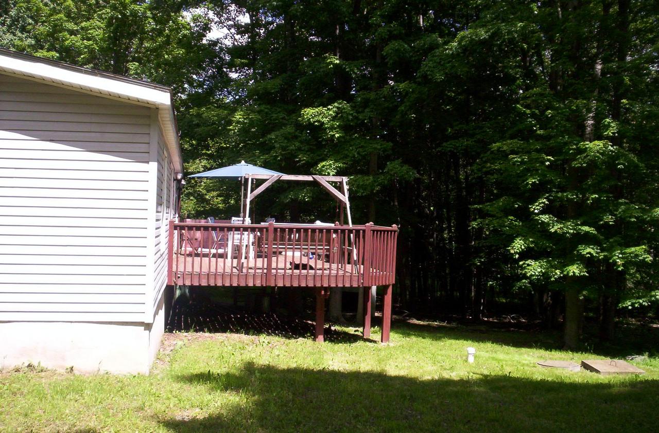 269 Nevin Road Newfoundland, PA 18445 - Photo 8 of 8 Side View