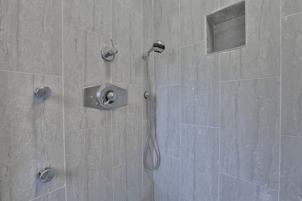 2 Sheridan Road Andover, MA 01810 - Photo 15 of 20