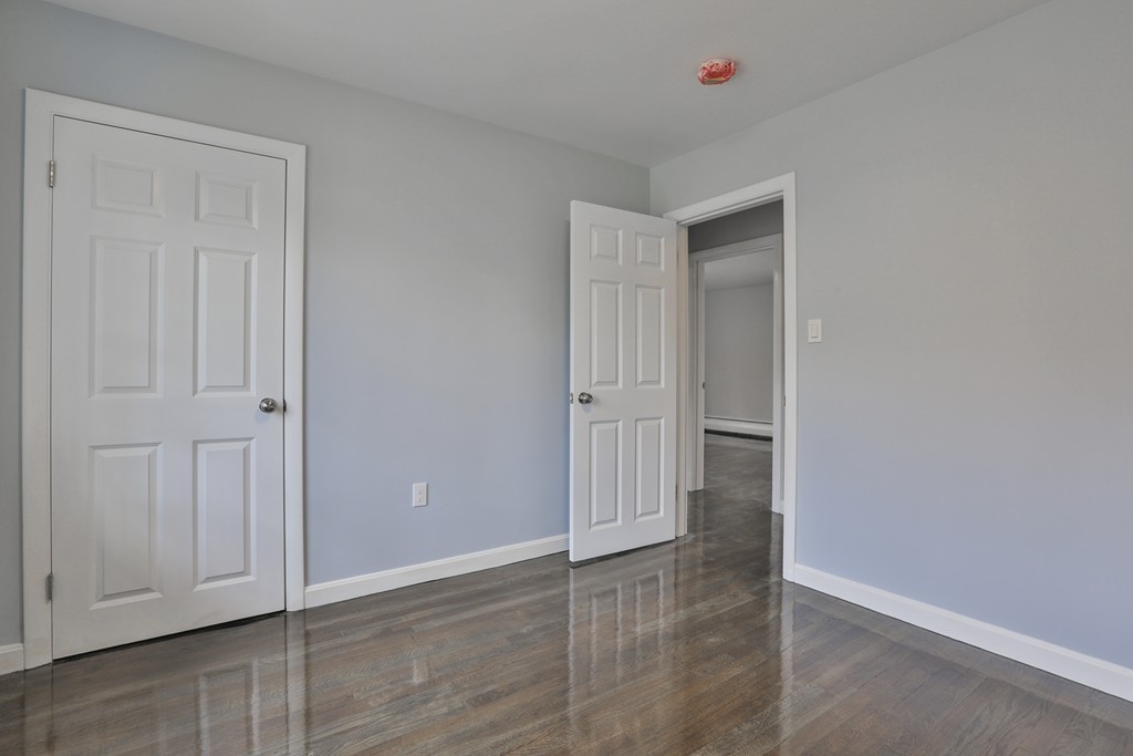 2 Sheridan Road Andover, MA 01810 - Photo 16 of 20