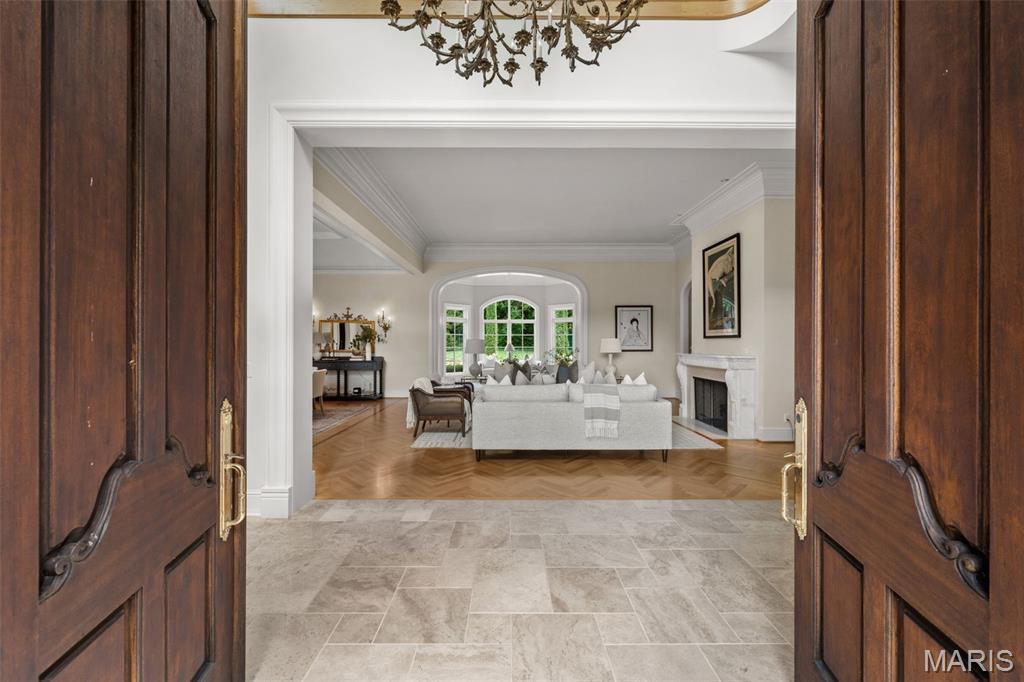 760 Kent Road Ladue, MO 63124 - Photo 11 of 68 Gallery Image 11