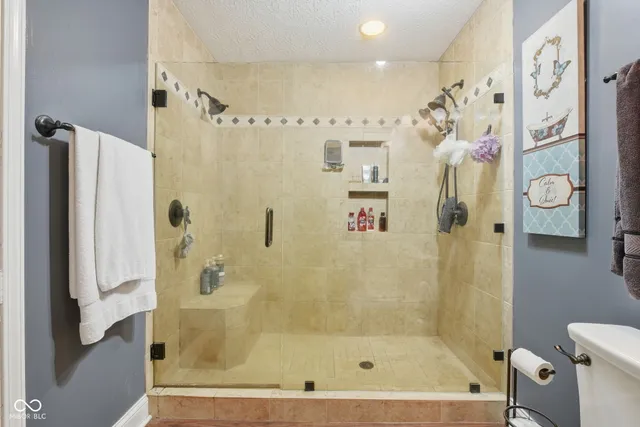 $695,995 | 15412 Southeastern Parkway, Fishers, IN 46037