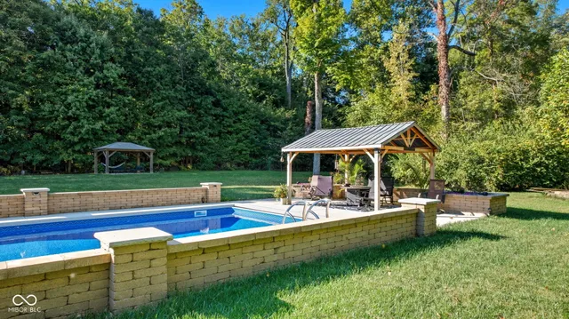 $695,995 | 15412 Southeastern Parkway, Fishers, IN 46037