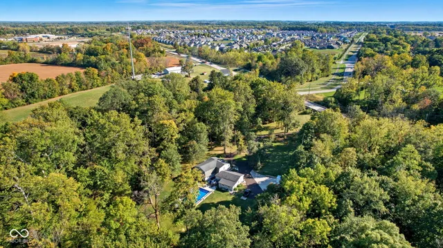 $695,995 | 15412 Southeastern Parkway, Fishers, IN 46037