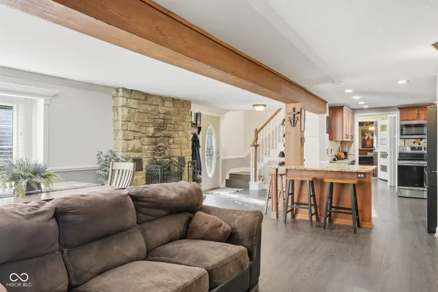 $695,995 | 15412 Southeastern Parkway, Fishers, IN 46037