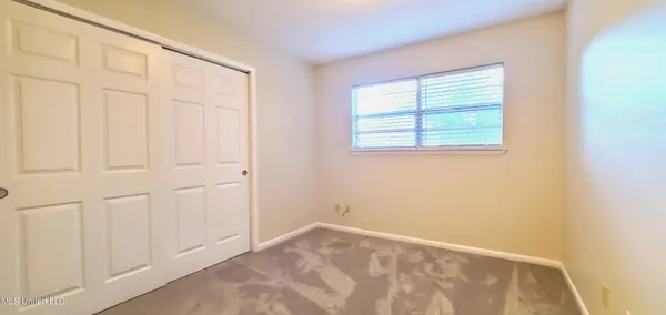 $1,425 | 2606 Youpon Street, Ocean Springs, MS 39564