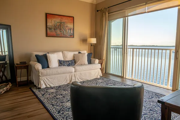 $3,000 | 30 Harbour Isle Drive West, Unit 305, Fort Pierce, FL 34949