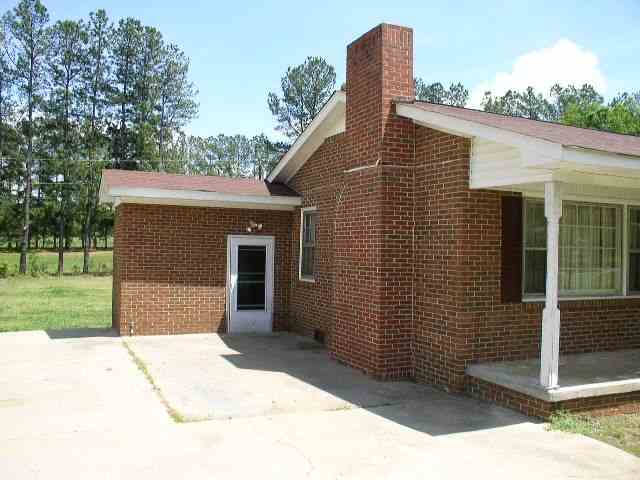 123 Sylvia Road Belton, SC 29627 - Photo 3 of 22