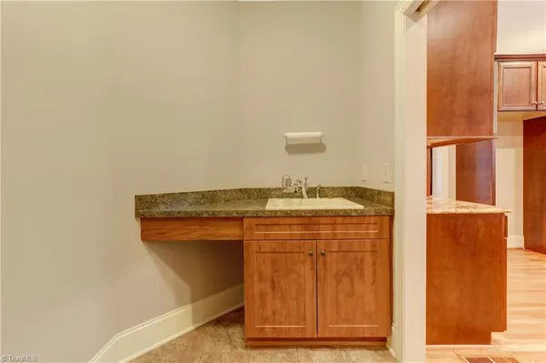 $779,000 | 1456 Bethan Drive, Summerfield, NC 27358