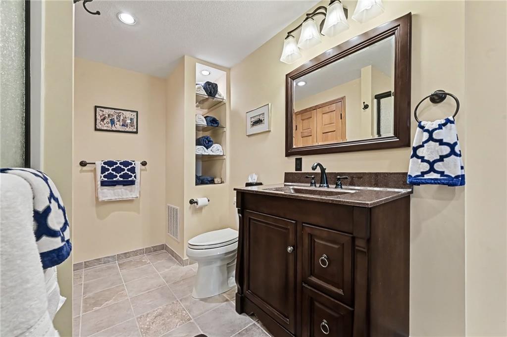 521 North 1450th Road Lawrence, KS 66049 - Photo 52 of 77 Gallery Image 52